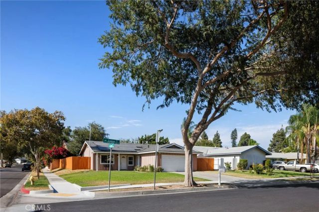 862 Juniper Street, Ontario, CA 91762
