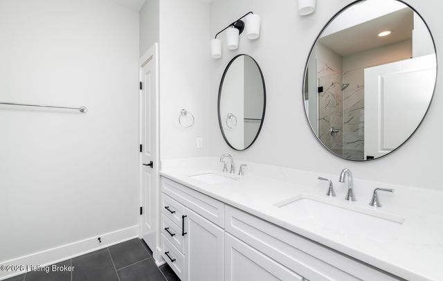 6100 Passionflower Dr 201, Prospect, KY 40059