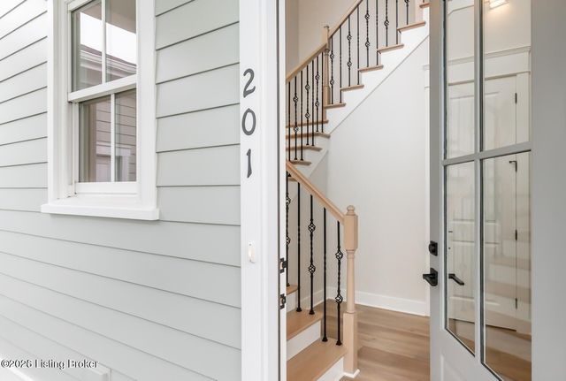 6100 Passionflower Dr 201, Prospect, KY 40059