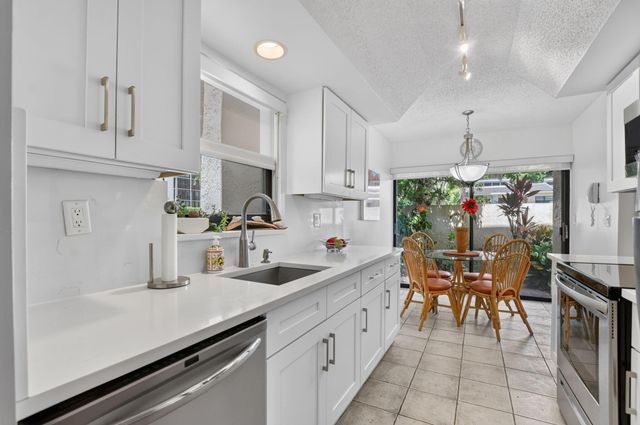 6852 Willow Wood Drive 505, Boca Raton, FL 33434