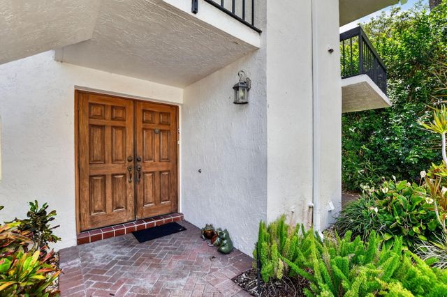 6852 Willow Wood Drive 505, Boca Raton, FL 33434