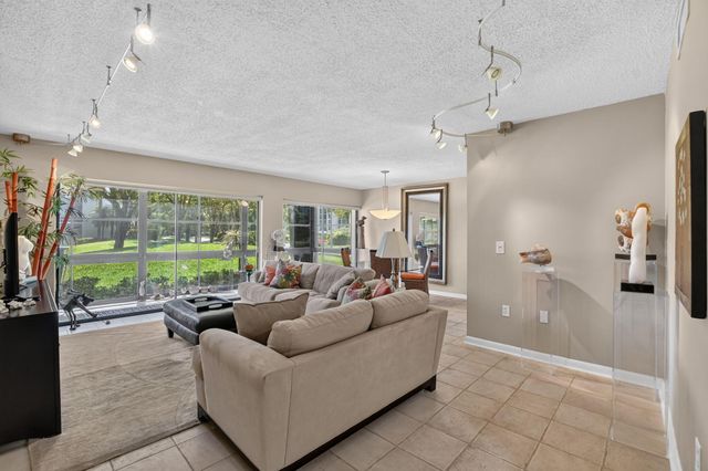 6852 Willow Wood Drive 505, Boca Raton, FL 33434