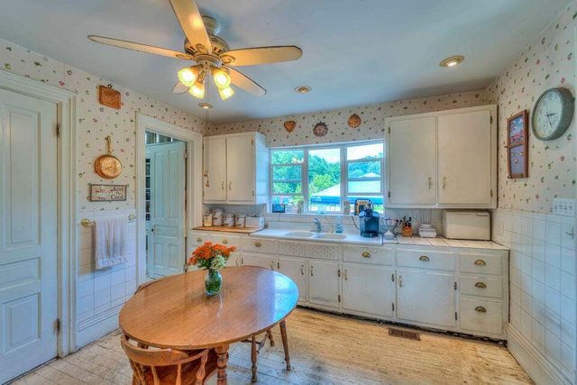 4680 Fitzpatrick Road, Fayette Twp, MI 49242