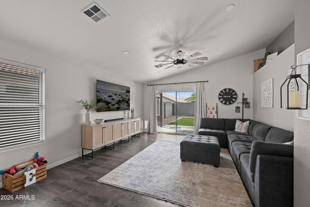 2539 E CAMINO Street, Mesa, AZ 85213