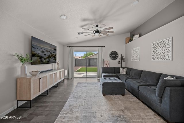 2539 E CAMINO Street, Mesa, AZ 85213