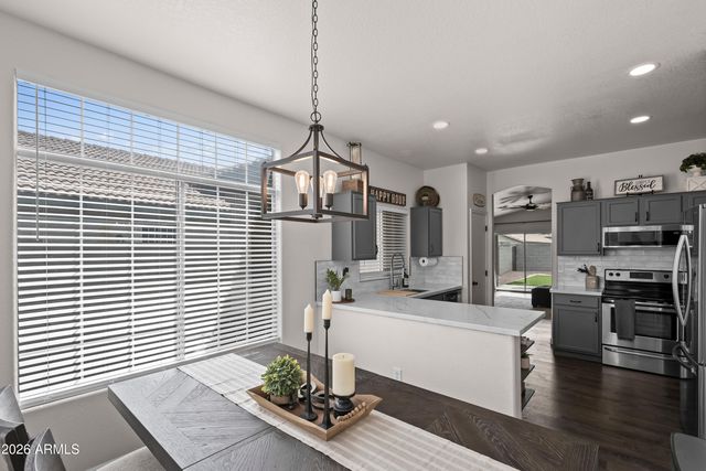 2539 E CAMINO Street, Mesa, AZ 85213