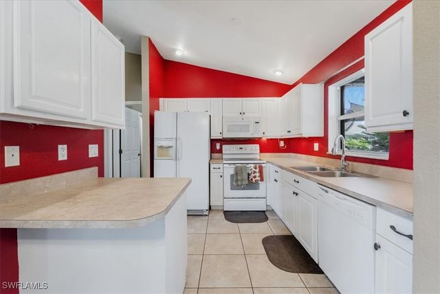 507 SE 8th TER, Cape Coral, FL 33990