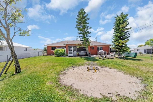 507 SE 8th TER, Cape Coral, FL 33990