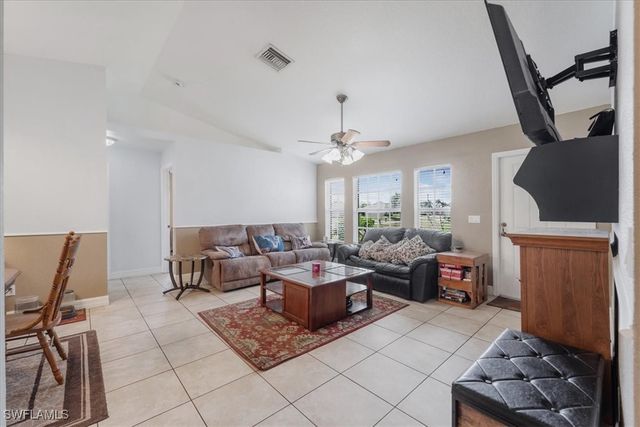 507 SE 8th TER, Cape Coral, FL 33990
