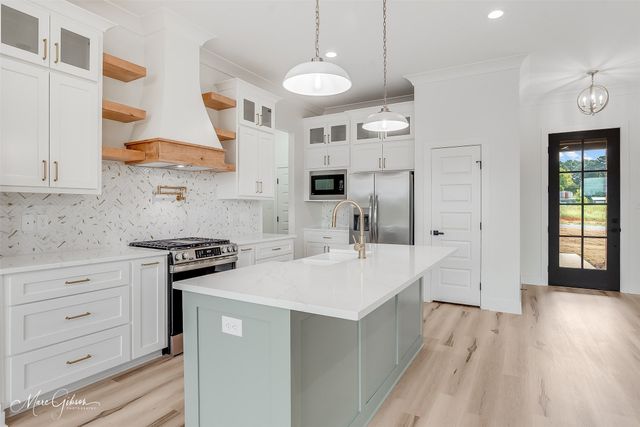 7234 Laurel Ridge Drive, Greenwood, LA 71033