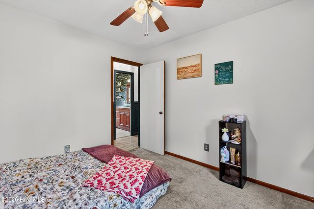 207 Stillwood Drive, Jacksonville, NC 28540