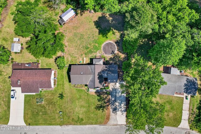 207 Stillwood Drive, Jacksonville, NC 28540