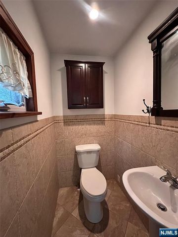 276 Madison Avenue, Clifton, NJ 07011