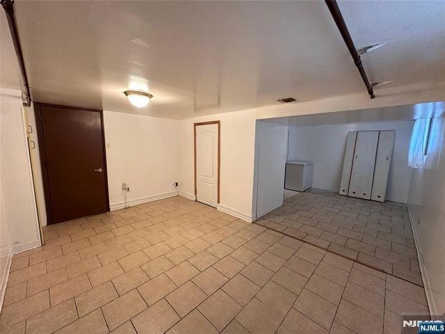 276 Madison Avenue, Clifton, NJ 07011