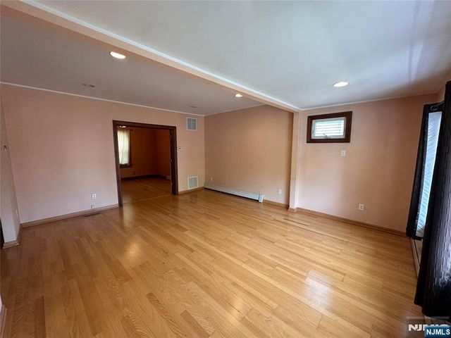 276 Madison Avenue, Clifton, NJ 07011