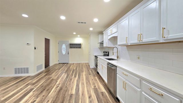 1410 Chinook Drive, Arlington, TX 76014