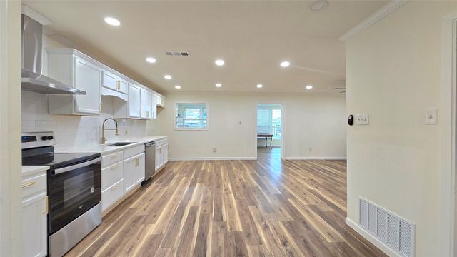 1410 Chinook Drive, Arlington, TX 76014