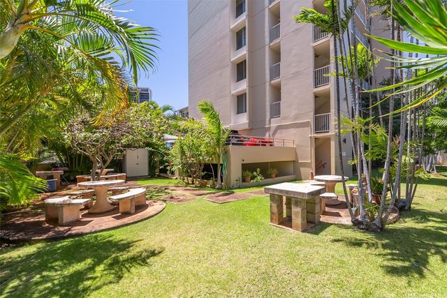 1650 Piikoi Street 203, Honolulu, HI 96822
