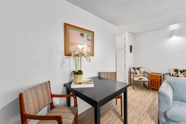 1650 Piikoi Street 203, Honolulu, HI 96822