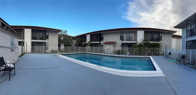 3035 NW 118th Drive NW 222D, Coral Springs, FL 33065