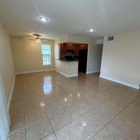 3035 NW 118th Drive NW 222D, Coral Springs, FL 33065