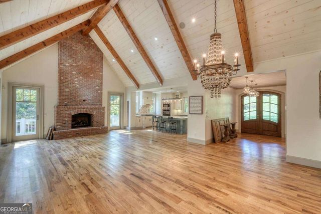 609 Cypress Pointe Lane, Hayesville, NC 28904