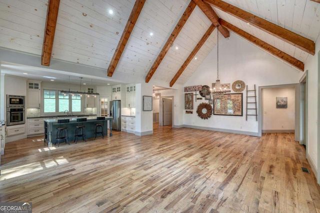 609 Cypress Pointe Lane, Hayesville, NC 28904