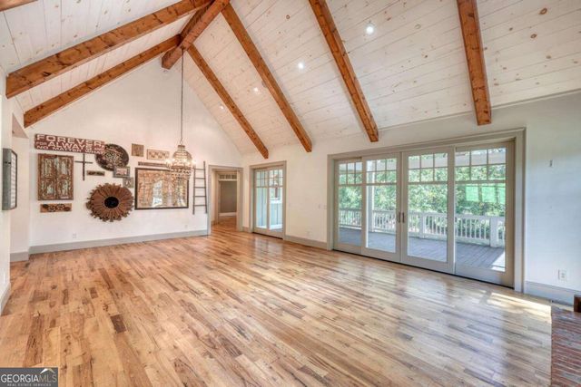 609 Cypress Pointe Lane, Hayesville, NC 28904