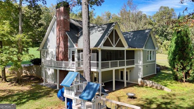 609 Cypress Pointe Lane, Hayesville, NC 28904