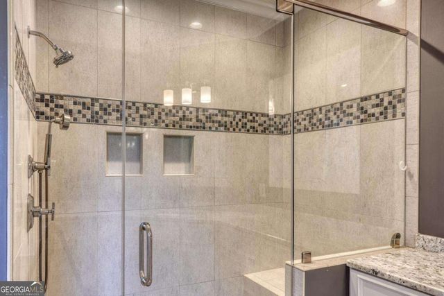 609 Cypress Pointe Lane, Hayesville, NC 28904