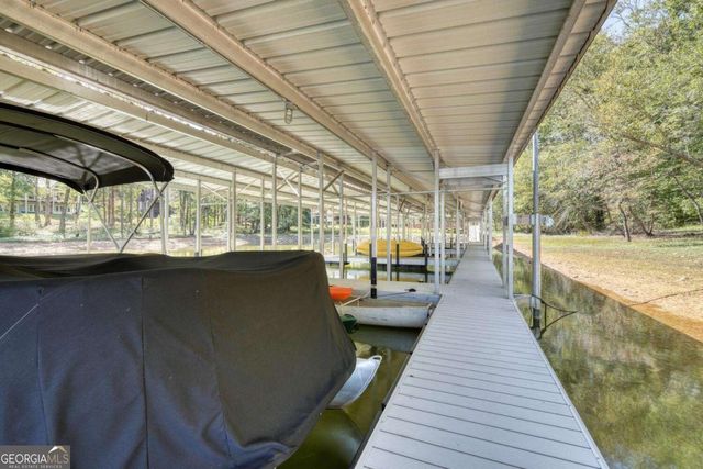 609 Cypress Pointe Lane, Hayesville, NC 28904