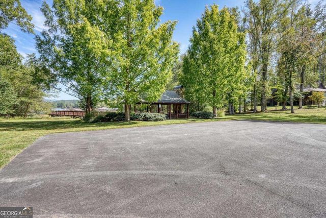 609 Cypress Pointe Lane, Hayesville, NC 28904