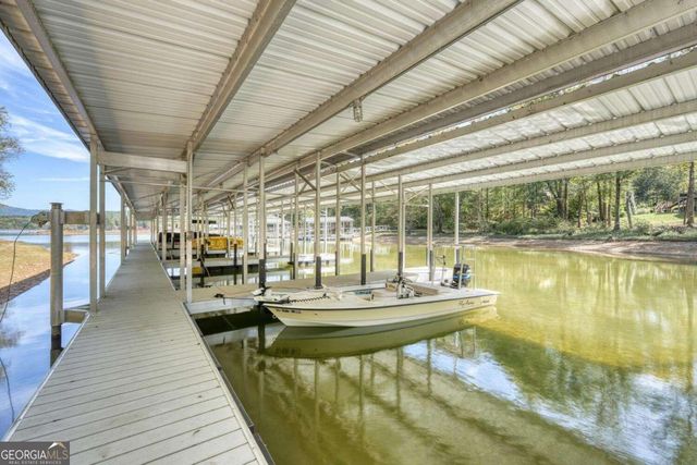 609 Cypress Pointe Lane, Hayesville, NC 28904