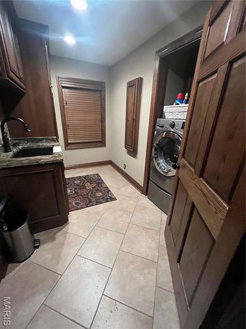 311 College Avenue, Kennett, MO 63857