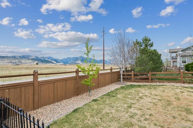 9353 Iron Mountain Way, Arvada, CO 80007