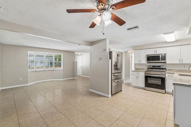 4352 GLISSADE DR, New Port Richey, FL 34652