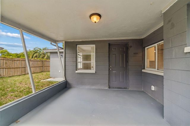 4352 GLISSADE DR, New Port Richey, FL 34652