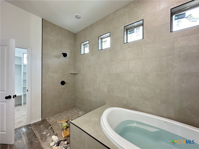 706 Golden Eagle Drive, Salado, TX 76571