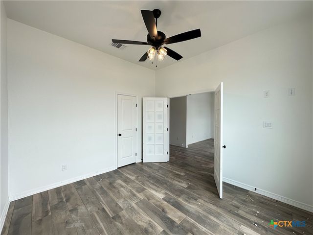 706 Golden Eagle Drive, Salado, TX 76571