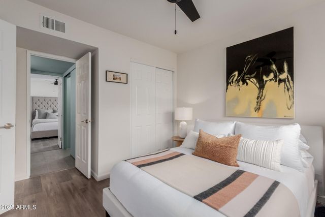 5525 E THOMAS Road M12, Phoenix, AZ 85018