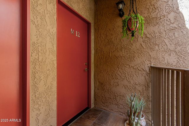 5525 E THOMAS Road M12, Phoenix, AZ 85018