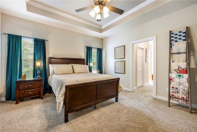 1 Brunswick Drive, Bella Vista, AR 72715