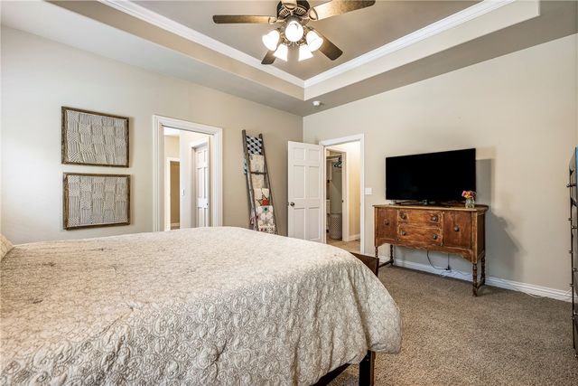 1 Brunswick Drive, Bella Vista, AR 72715