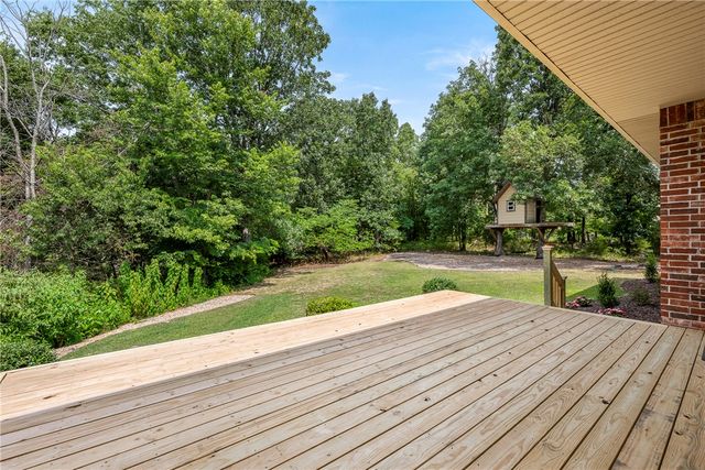 1 Brunswick Drive, Bella Vista, AR 72715