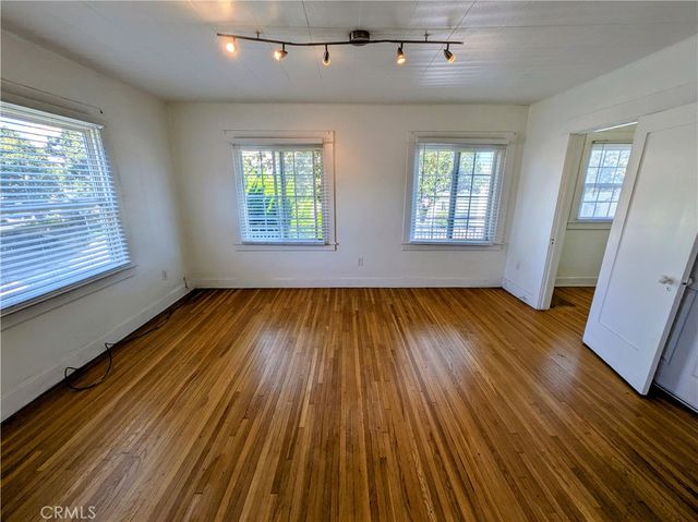 1816 E 1st Street 1818, Long Beach, CA 90802