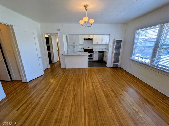1816 E 1st Street 1818, Long Beach, CA 90802