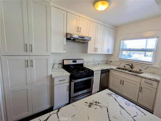 1816 E 1st Street 1818, Long Beach, CA 90802