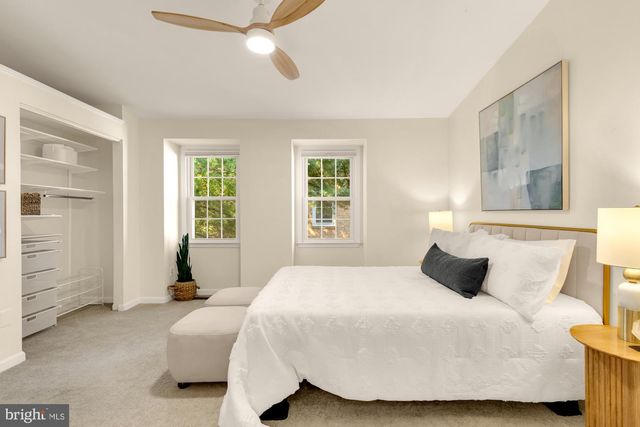 2040 6TH ST S, Arlington, VA 22204