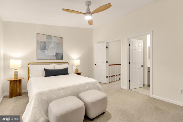 2040 6TH ST S, Arlington, VA 22204