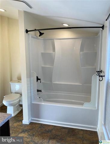 335 N 9TH ST, Allentown, PA 18102